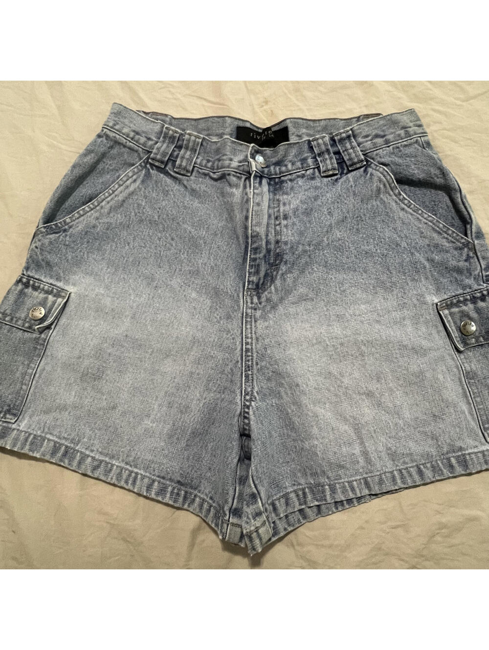 Riveted by Lee women's High Rise Cargo denim shorts pocketless back 30x4(10M)